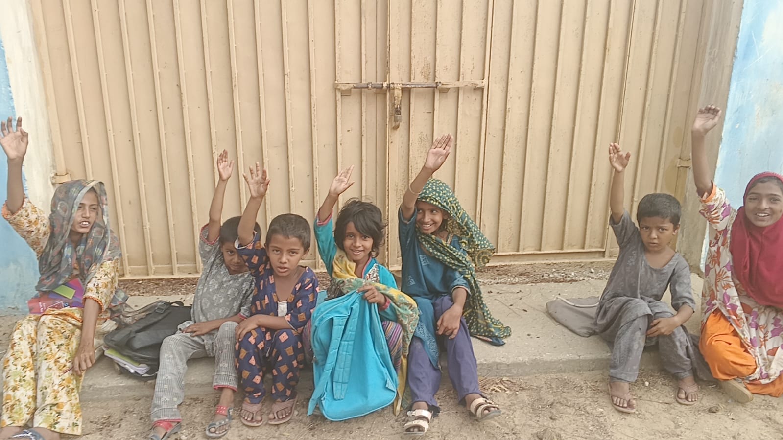گاؤں محمد حسن پلوجو میں قائم گورنمنٹ گرلز